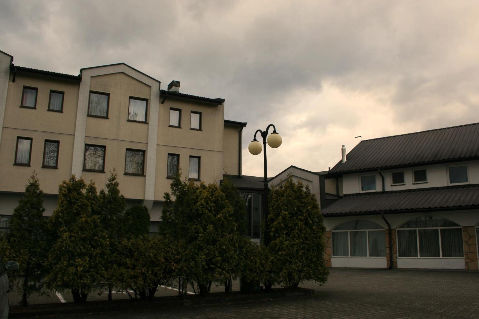 Hotel Junior 2 Kraków Eksteriør billede